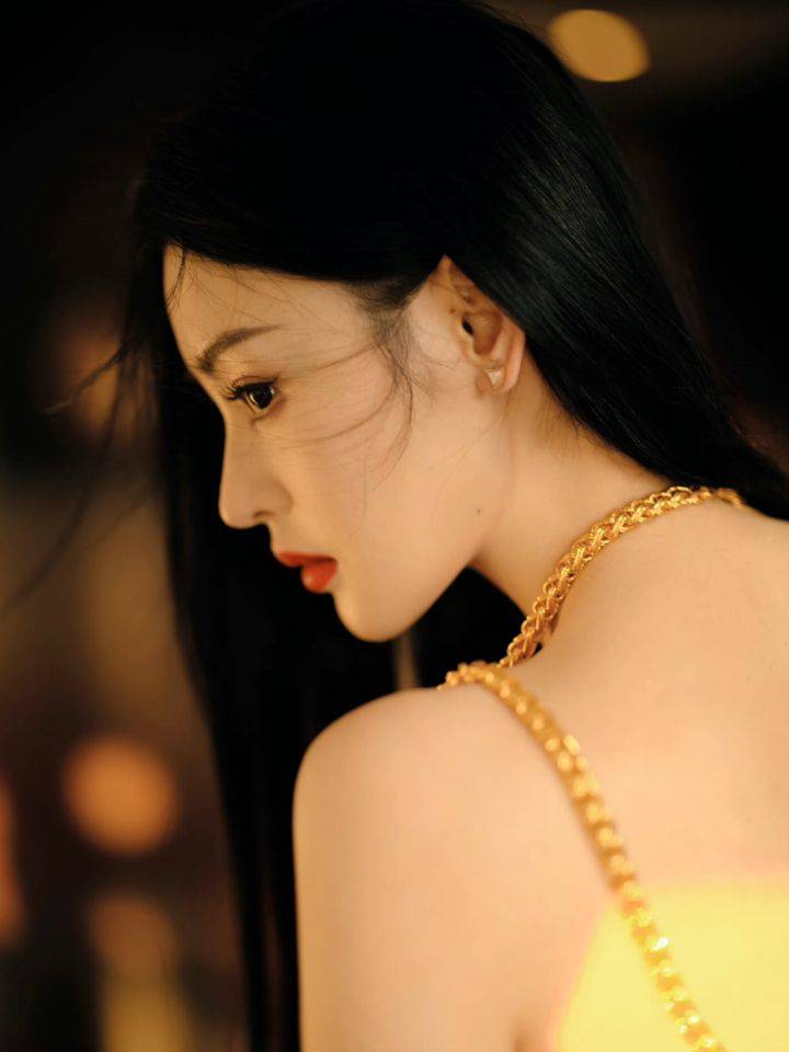 女明星张天爱时尚写真:气质女神、颜值担当-搜狐大视野-搜狐新闻