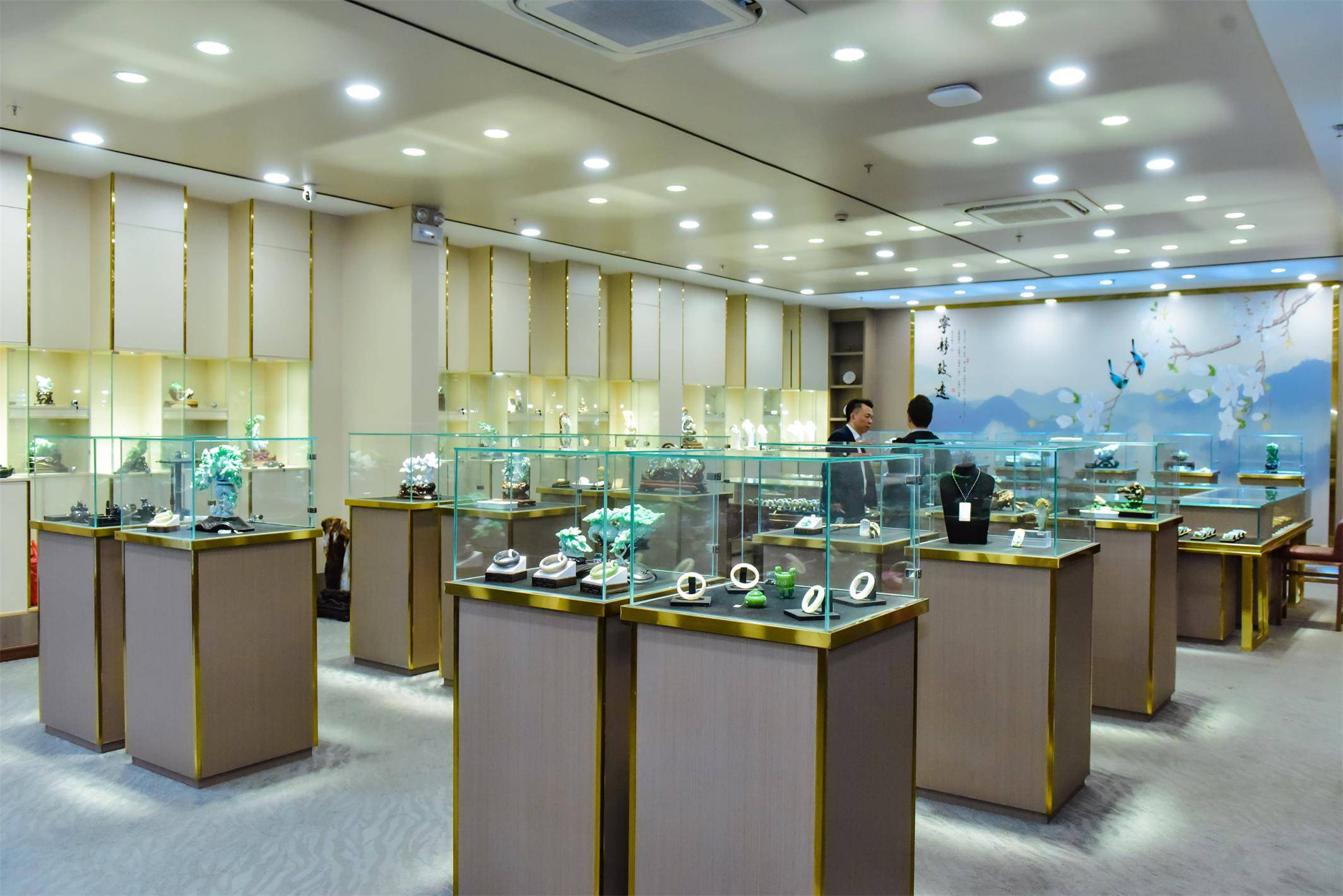 展现玉雕技艺的大舞台_文化广场_玉石_三联