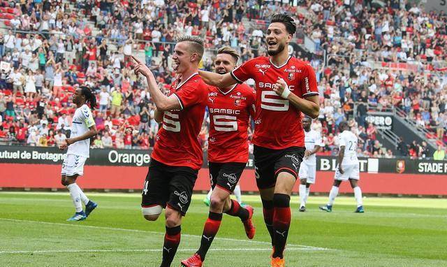 法甲兰斯vs雷恩:兰斯历史交锋占优,本场有望守住主场_比赛_联赛_进行