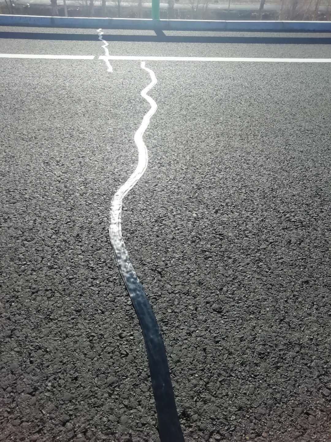 嘉格路面贴缝带为何成为诸多单位的首选_搜狐汽车_搜狐网