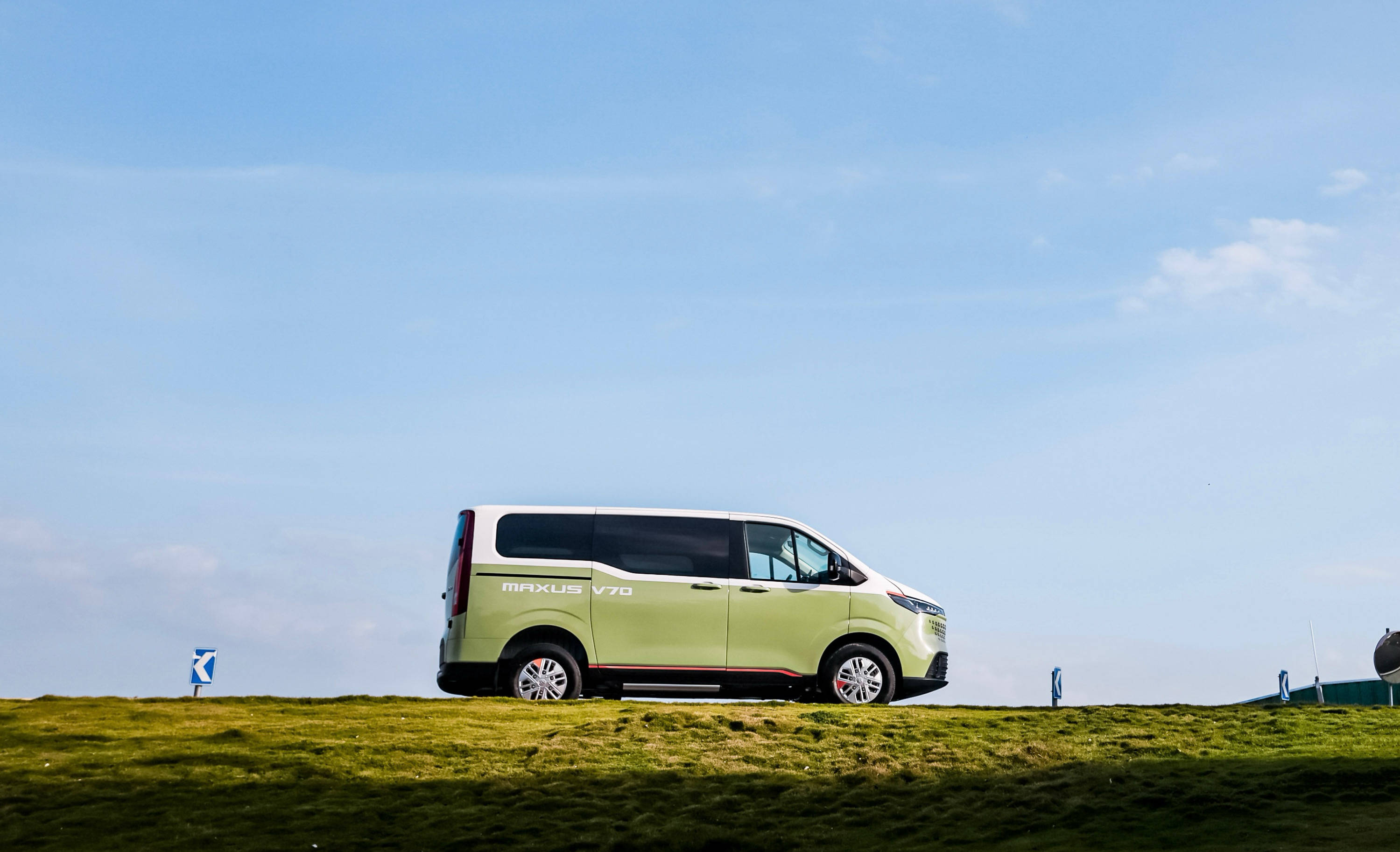 全网首次曝光:上汽大通v70内饰图,我愿称之为"最像mpv的轻客"!