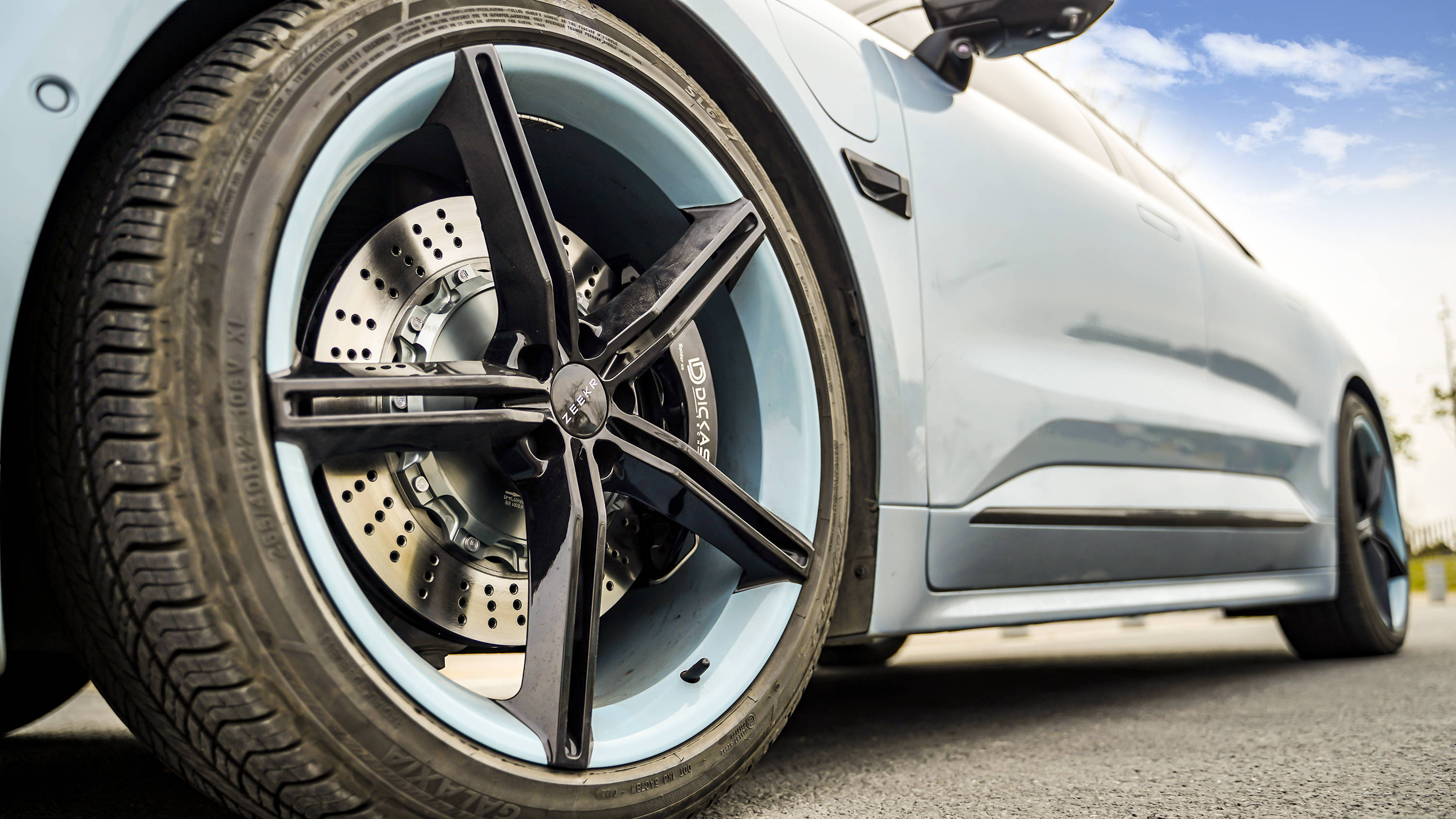 选对卡钳——极氪001升级dicase spider x61卡钳案例_搜狐汽车_搜狐网