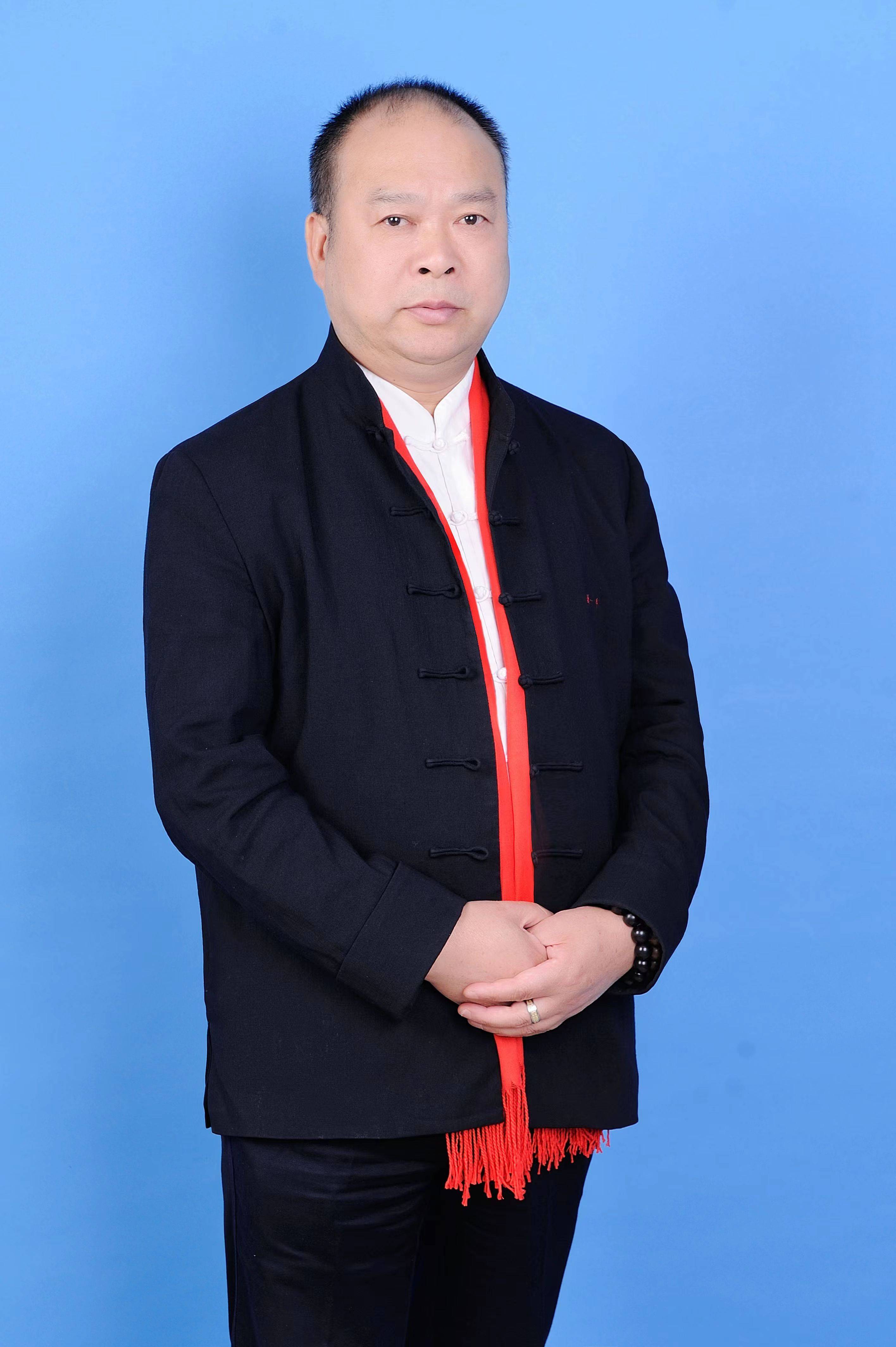 江苏省楼房风水老师刘一手别总抱怨运气不好