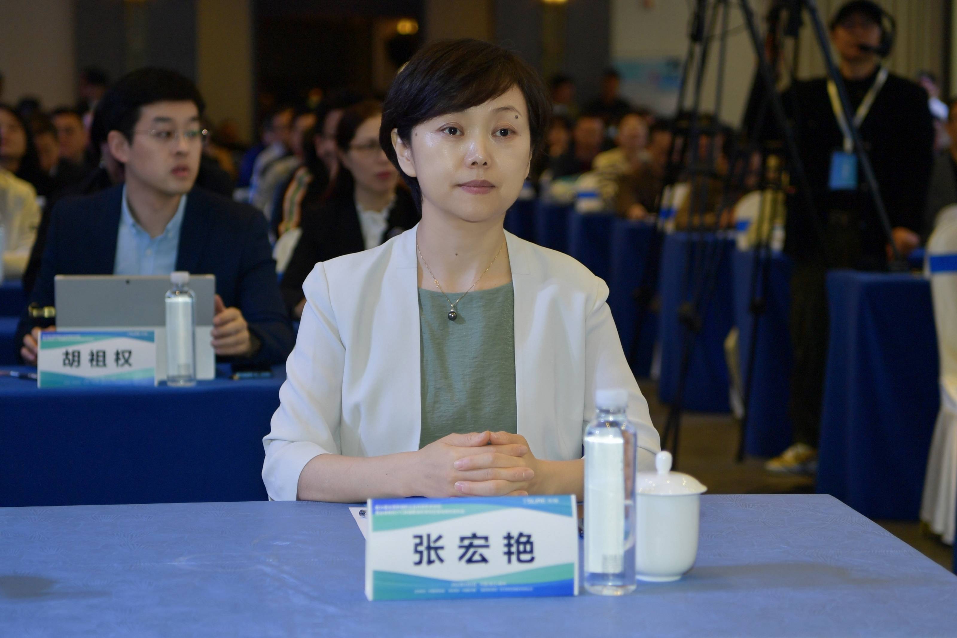 生教授,中国抗癌协会肿瘤整体评估委员会主委,解放军总医院张宏艳教授