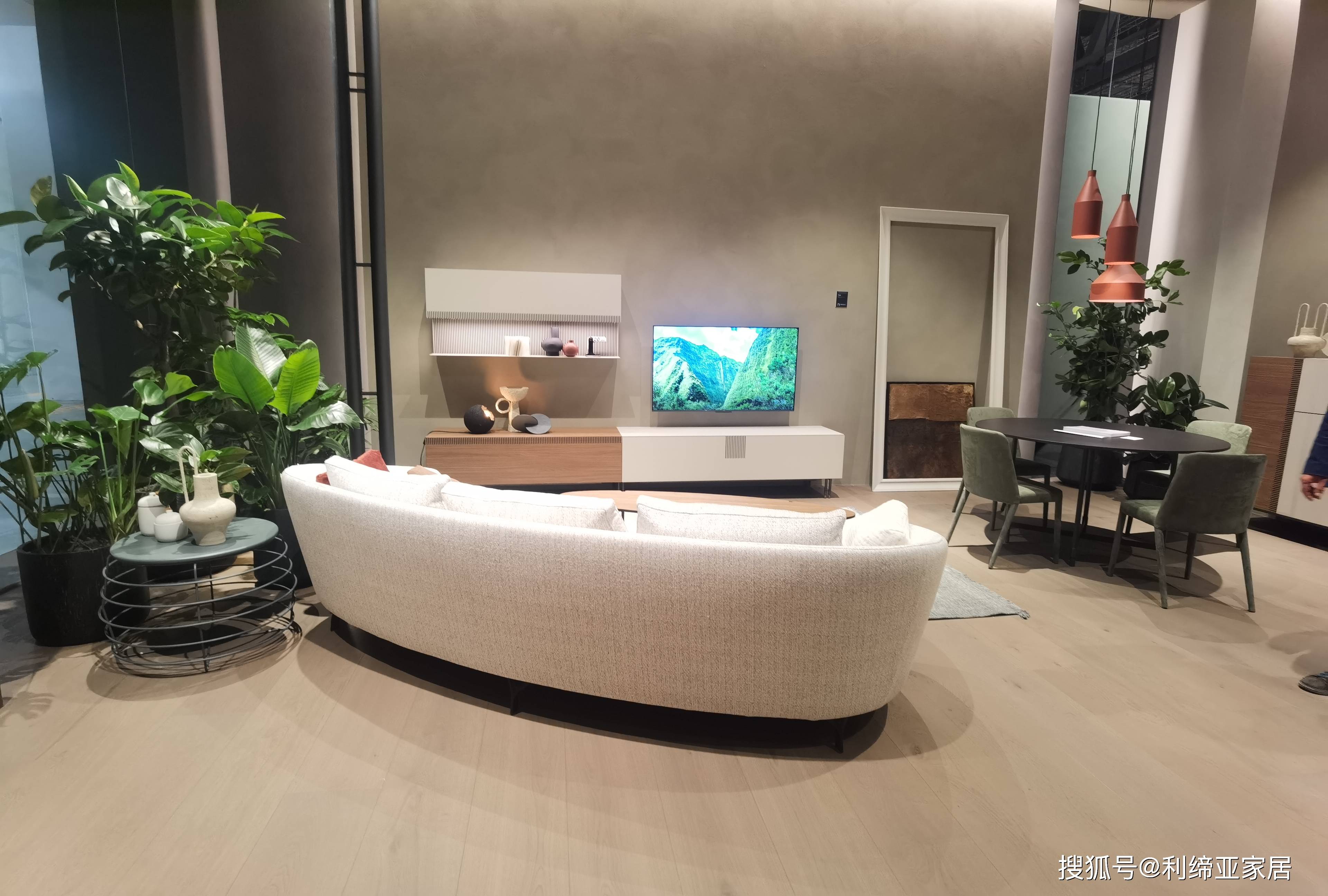2023意大利米兰家具展现场新品鉴赏 VALENTINI篇_品牌_沙发_进口