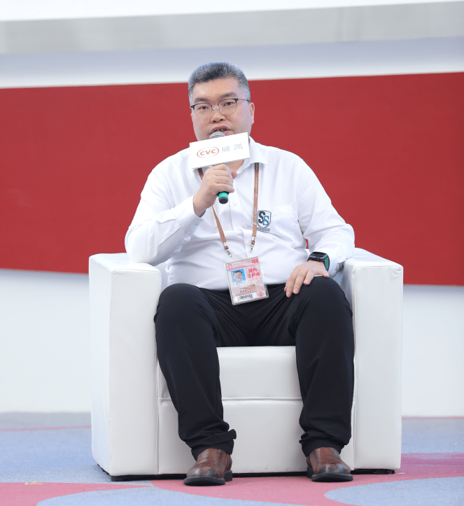 创维集团有限公司执行董事/创维电器股份有限公司董事总经理吴启楠