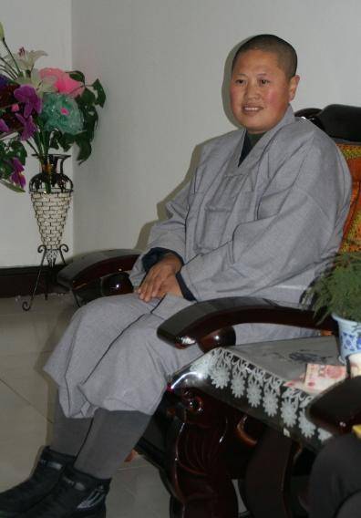 她是清华学霸,毕业后却选择出家,20年来只做一事,让人敬佩不已_智宏法