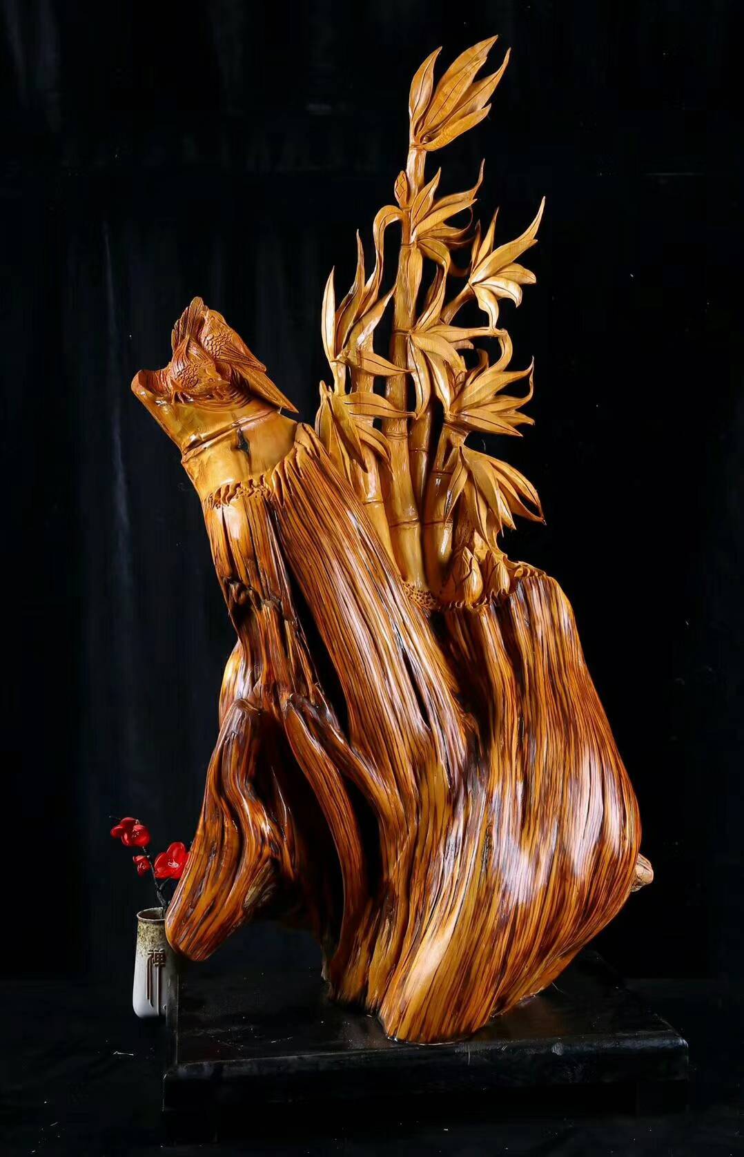 崖柏根雕选购方法:什么样的作品具有收藏价值?_形态_基础上_雕刻