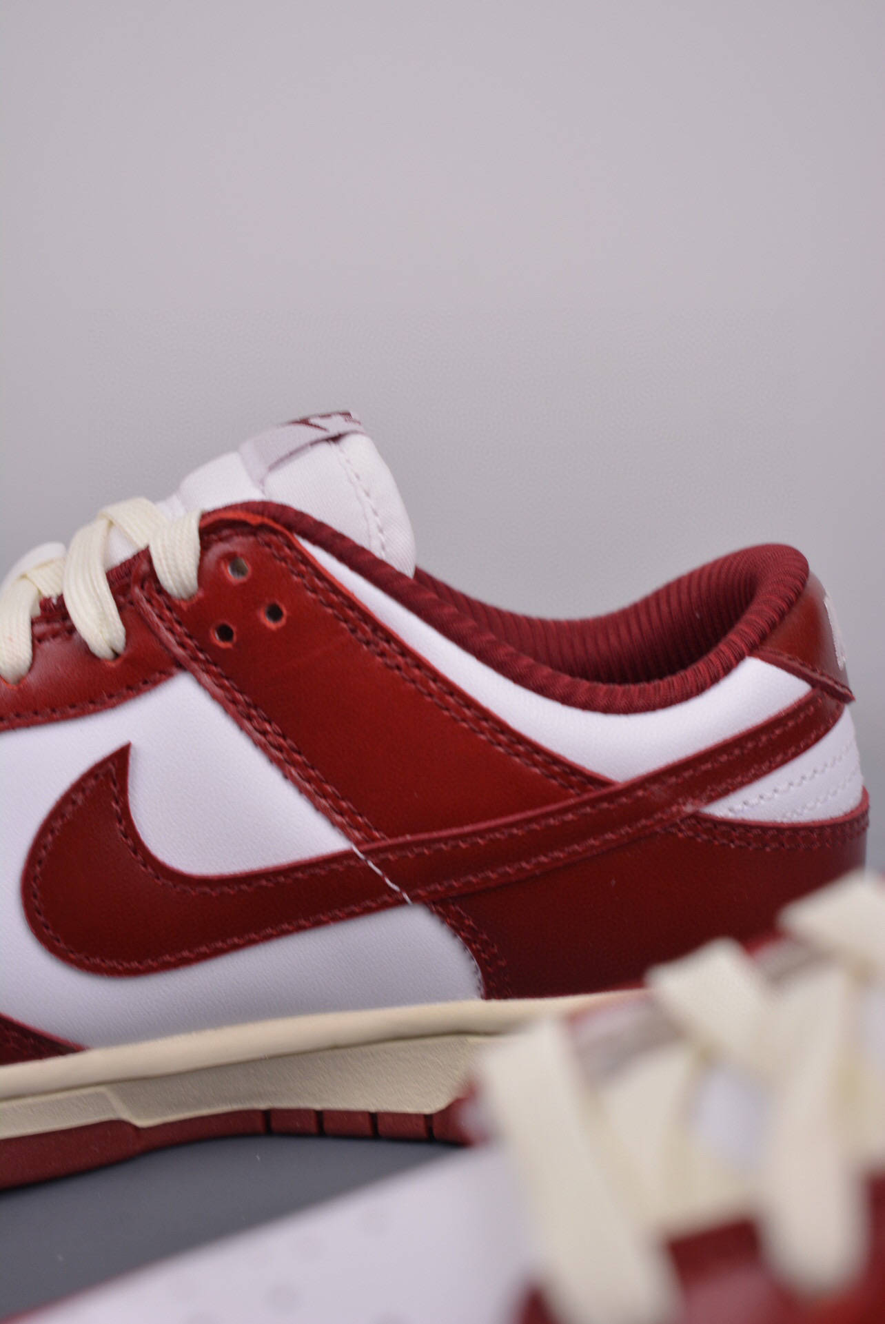 耐克 nike sb dunk low team red 白红复古低帮运动鞋