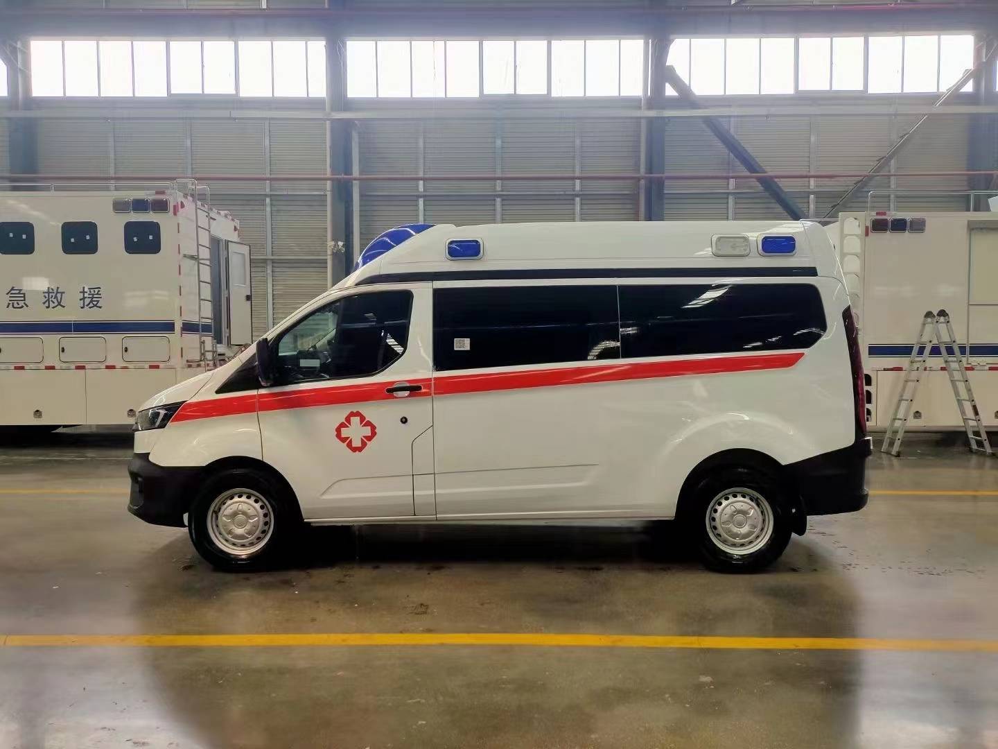 福特v362监护型救护车配置120急救车医用转运型医疗车车辆详解