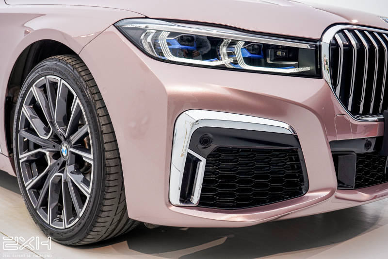 厦门贴膜改色 宝马七系贴冰莓粉改色膜_搜狐汽车_搜狐网