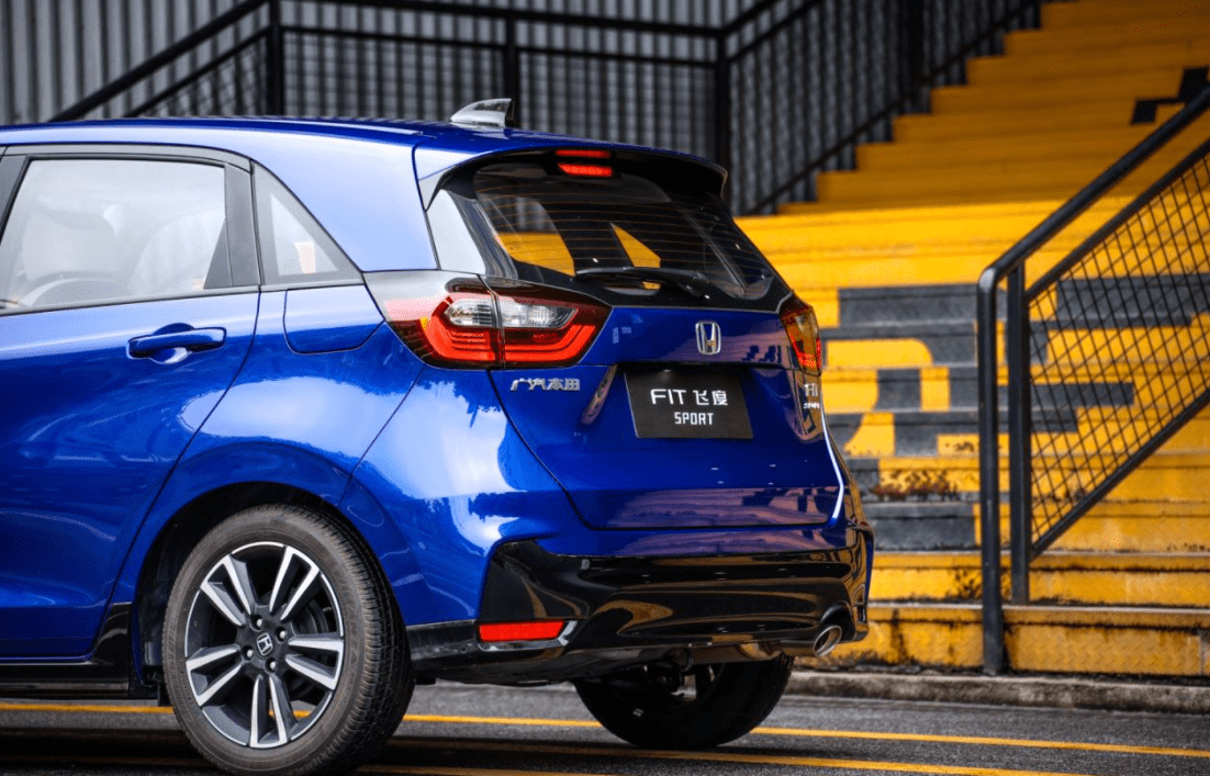 燃油两厢小车的坚守者,试驾广汽本田新款飞度_搜狐汽车_搜狐网