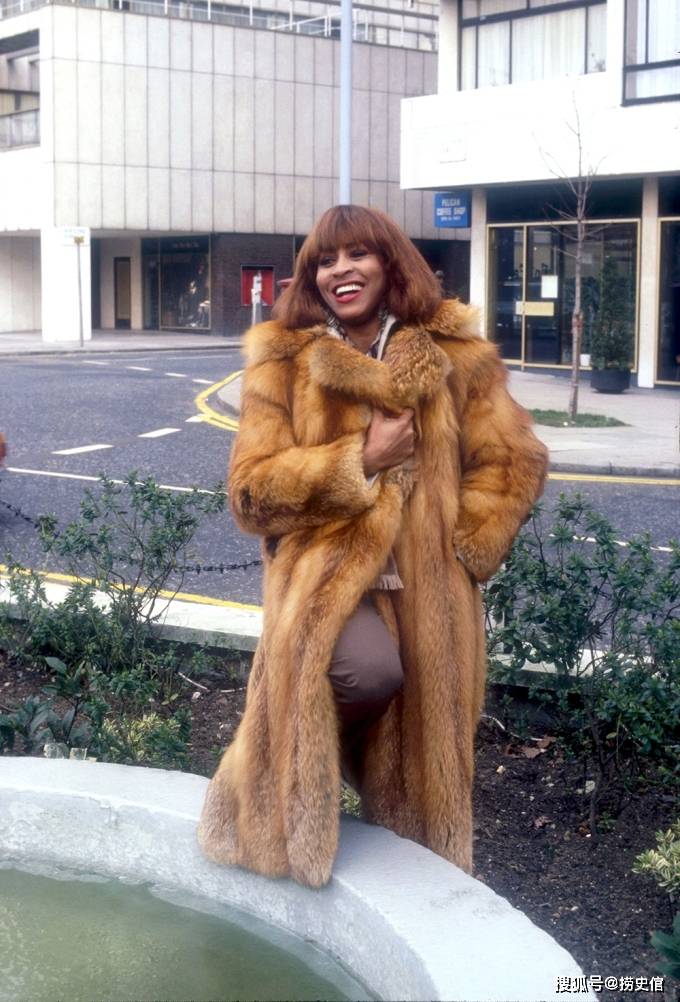 美国摇滚教母,永不衰老的性感天使,蒂娜·特纳走了_穿着_turner_tina