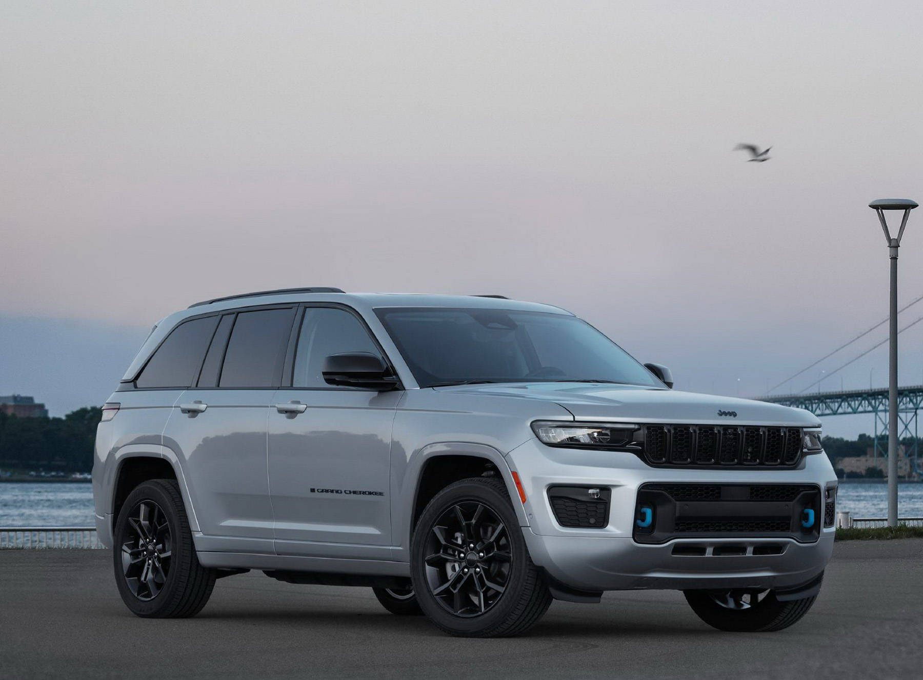 2023款大切诺基4xe 正式上市共