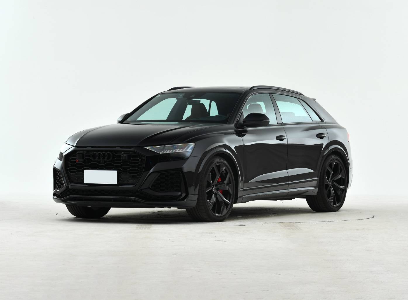 奥迪rs q8到底香不香?这车真的那么强吗?