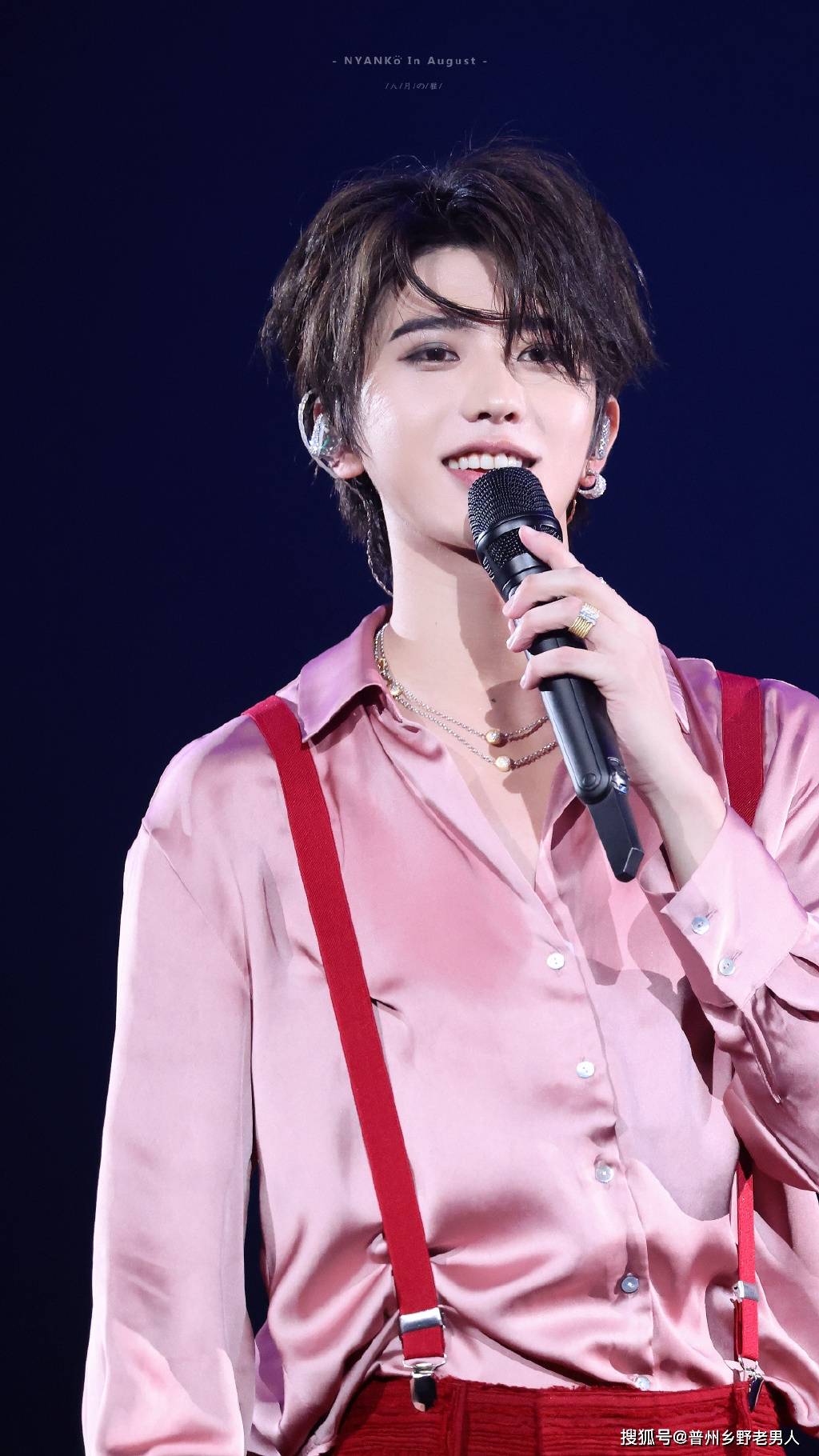 蔡徐坤新加坡演唱会官宣,粉丝期待与偶像同台_演出_wait_支持者