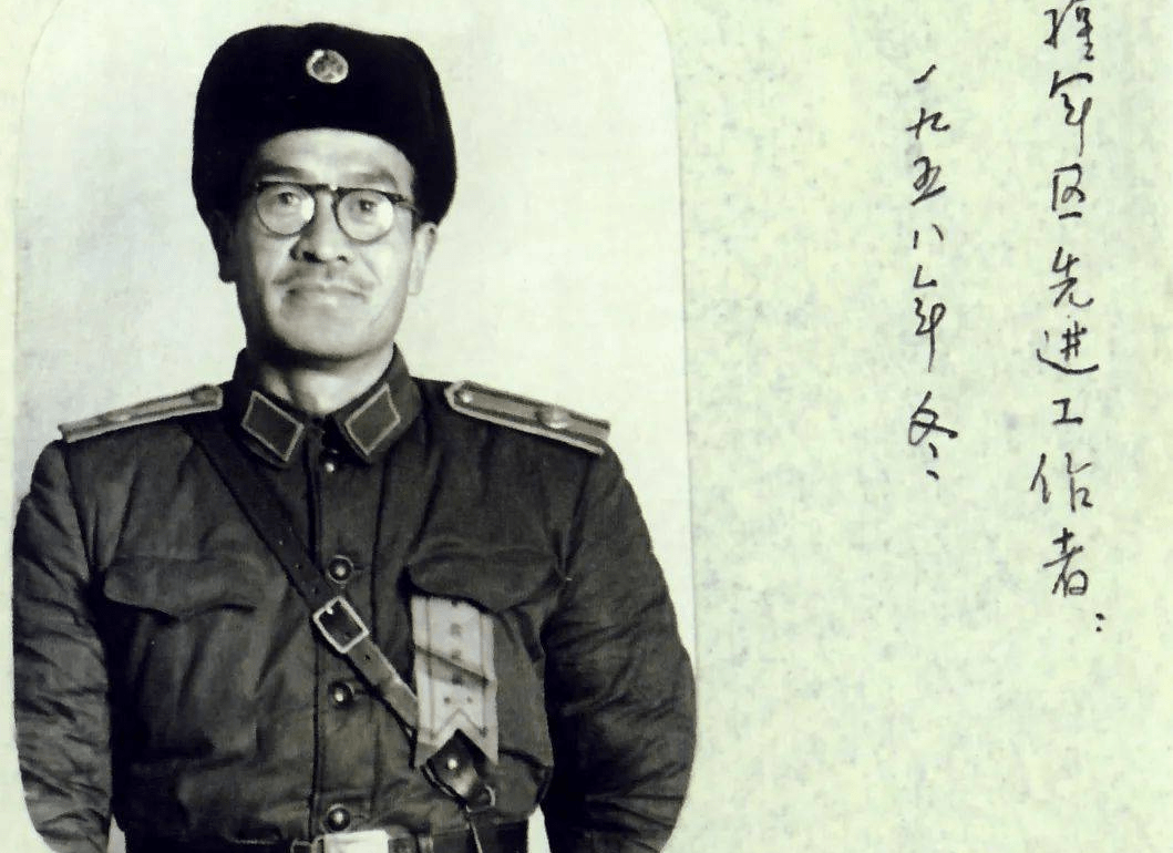 他被称为"西部歌王",两次被判处徒刑,左齐将军重用了他_王洛宾_南疆