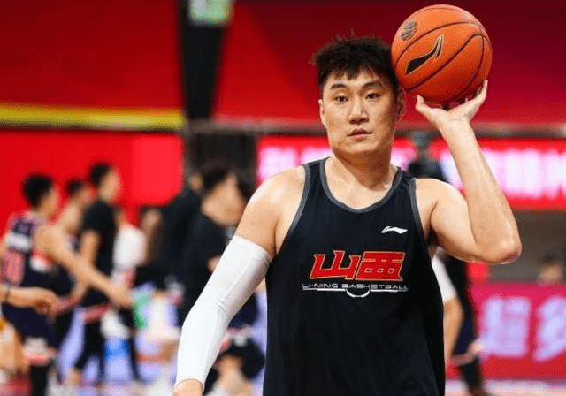 首钢与新疆谈崩,常林的言论透露几点重要信息,只能说水太深!