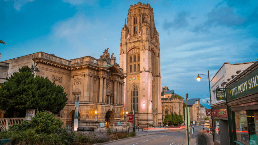 college, bristol),位於英國英格蘭西南部城市布里斯托