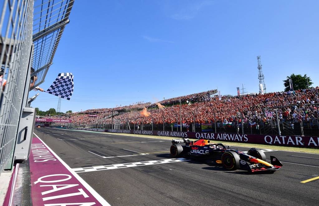 2023F1匈牙利大奖赛正赛:维斯塔潘夺冠实现7连胜-搜狐大视野-搜狐新闻