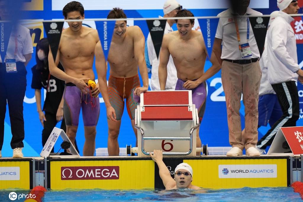 中国队首获男子混合泳接力世锦赛奖牌 徐嘉余50仰摘铜创历史