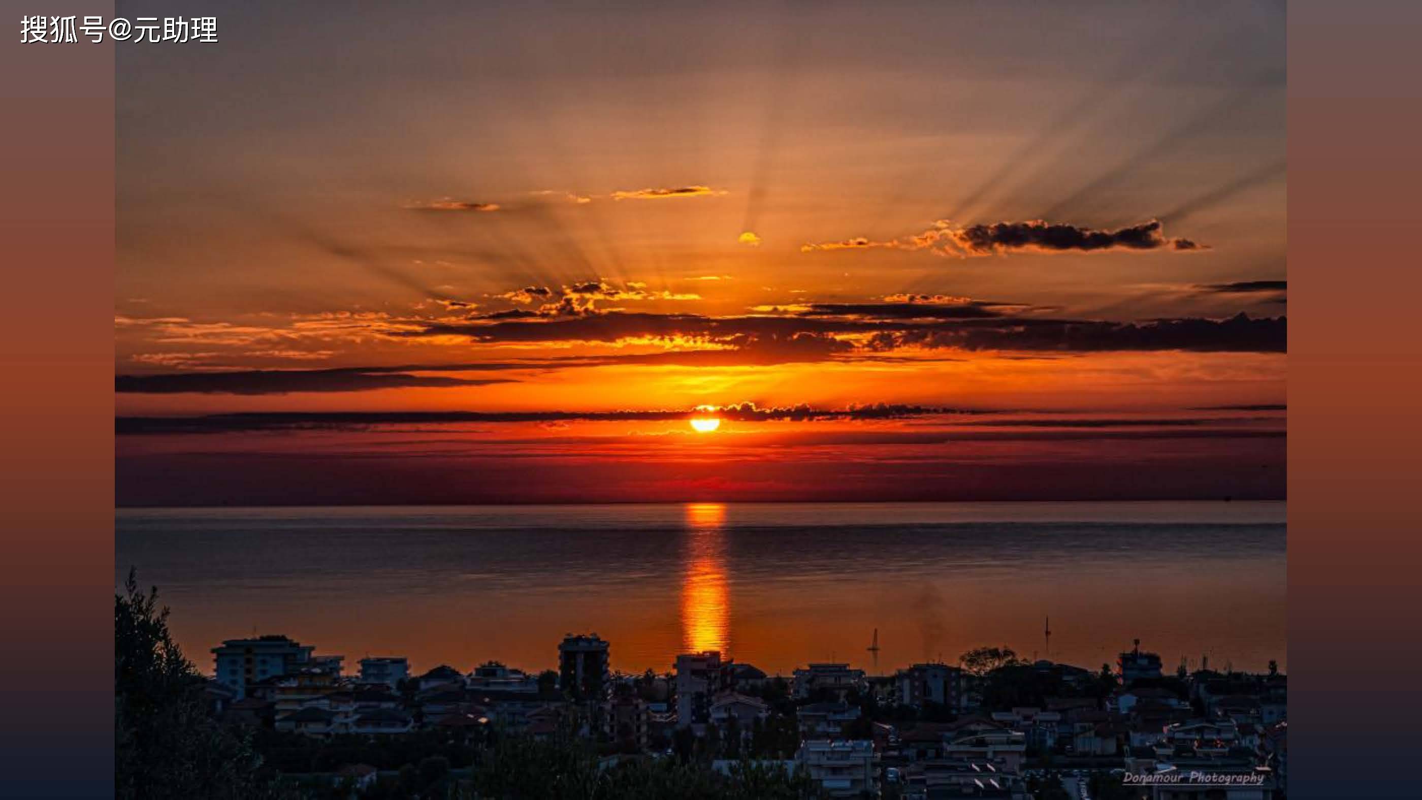 收集了小元从三月发到七月的 五十多张星图,并按色系分类啦-红橙黄绿