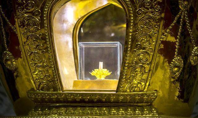法门寺地宫里的舍利子,"害死了"两位皇帝,还差点要了韩愈的命_佛教_阿