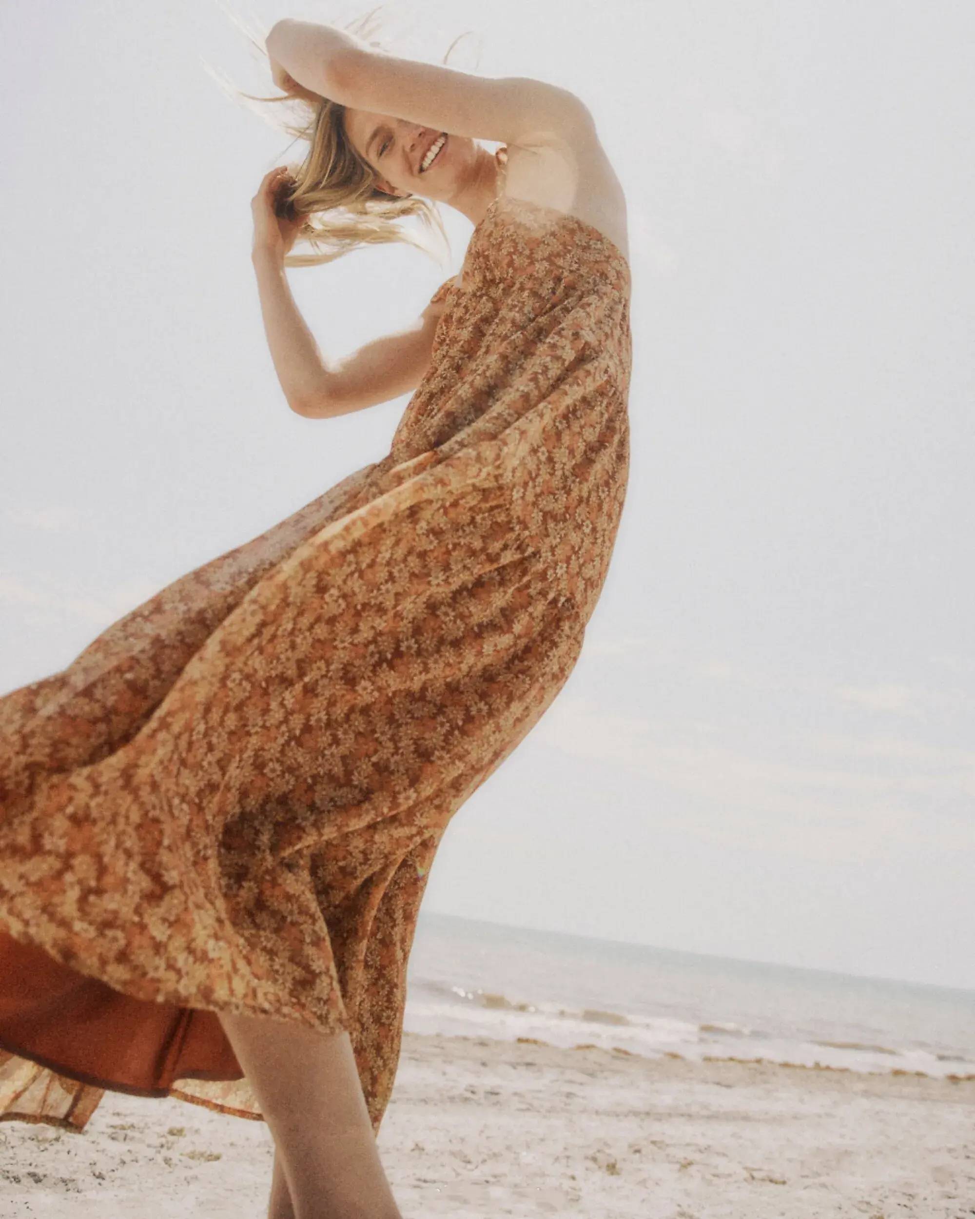 Madewell 2023夏日型录-搜狐大视野-搜狐新闻