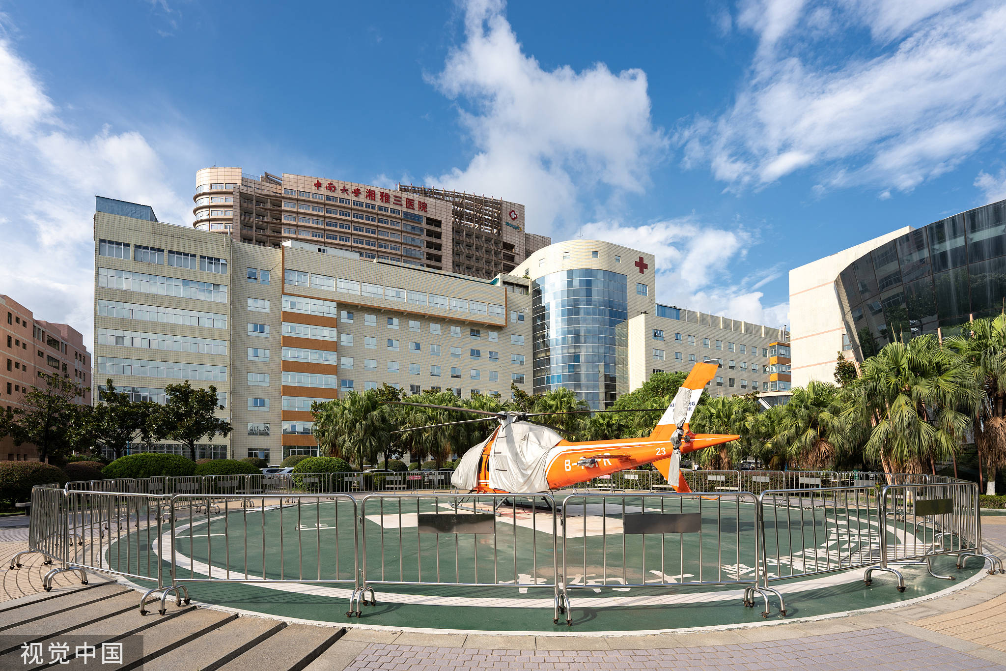 长沙湘雅医院9名医生公开举报科主任,不能光医院自己查自己_调查结果_患者_三甲医院