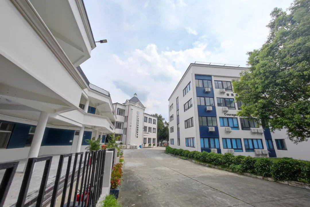 汇总广州从化区国际学校,一览办学条件!_课程_英豪学校_雷纳森