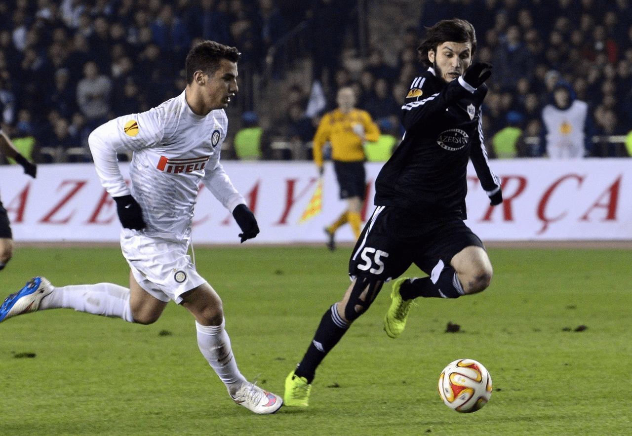 场地优势来到阿伯丁一边_联赛_赛季_卡拉巴赫