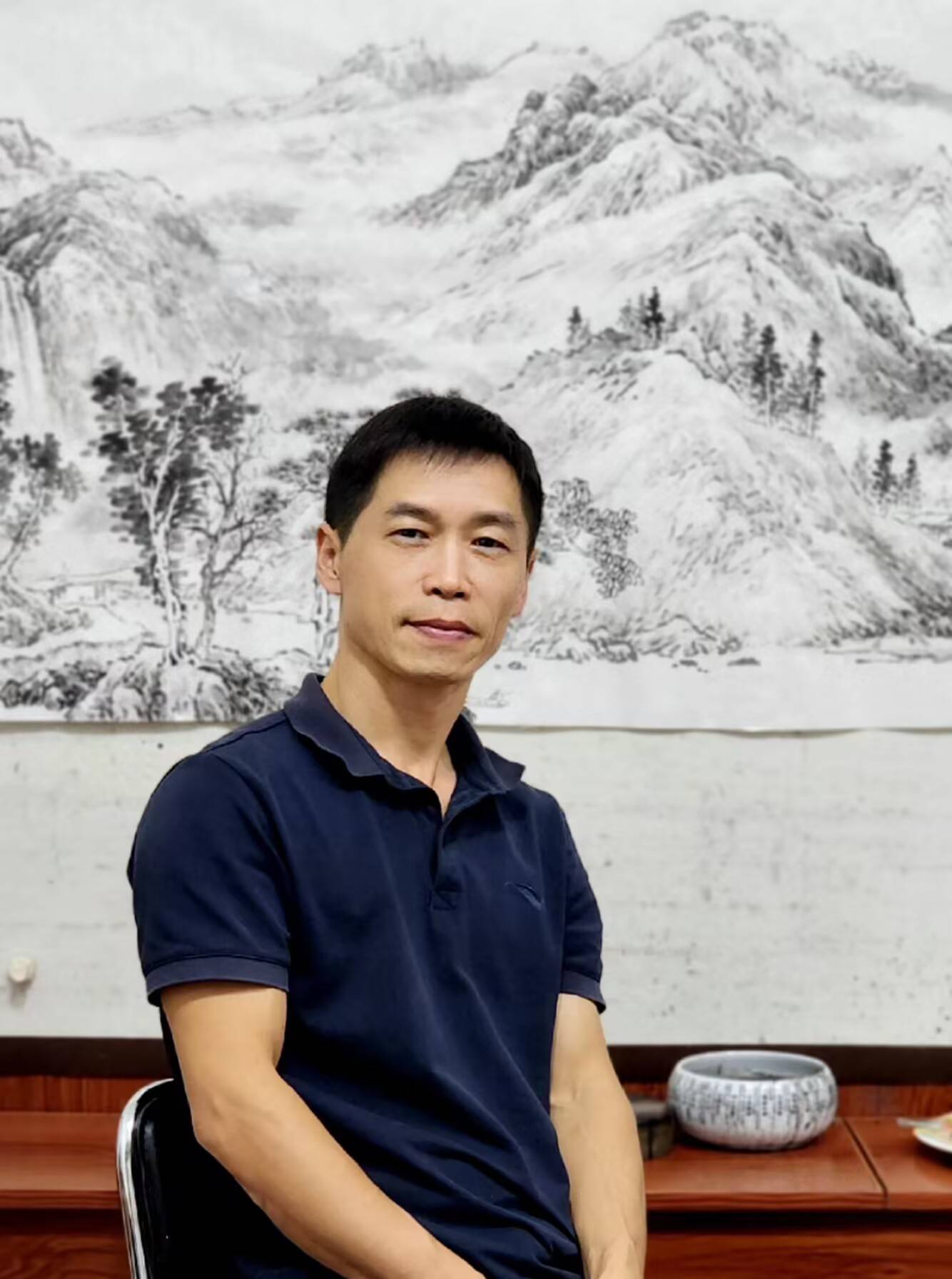 现为北京中宣盛世国际书画院院聘画家,广东省汕头市美术家协会会员