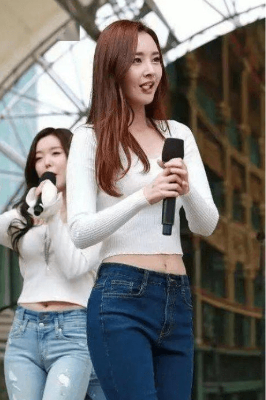 老婆用犀利的眼神看着我_兔子_时候_强盗