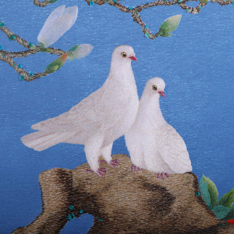 中国工艺美术大师姚建萍 苏绣玉兰飘香 独创的"融针绣"技法_象征_创作