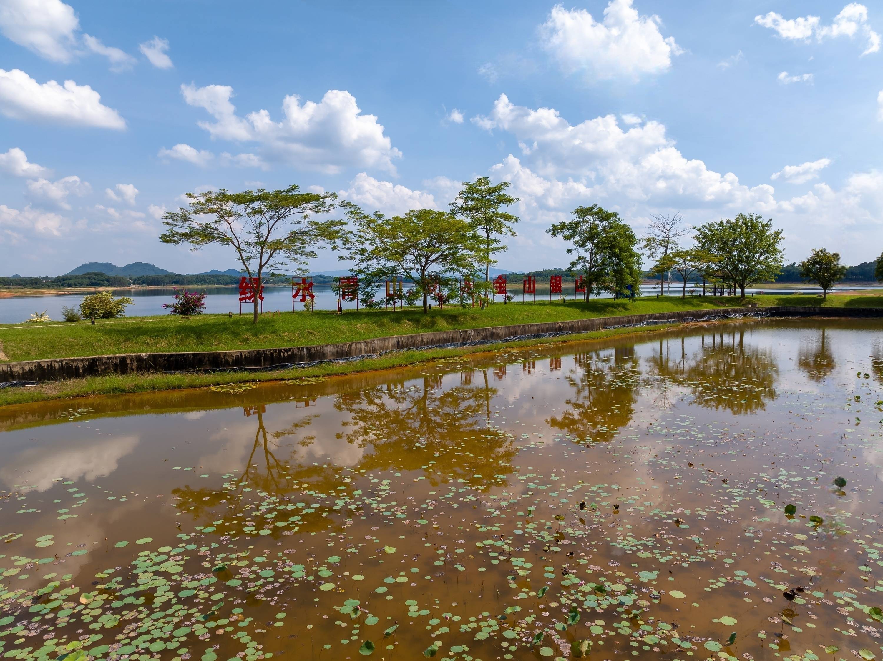 到临高不能错过的好去处——古银瀑布