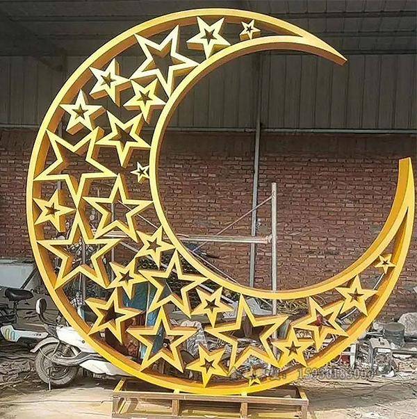 不锈钢月牙,月亮雕塑:月球可呈现出不同的形状_变化_地球_自转