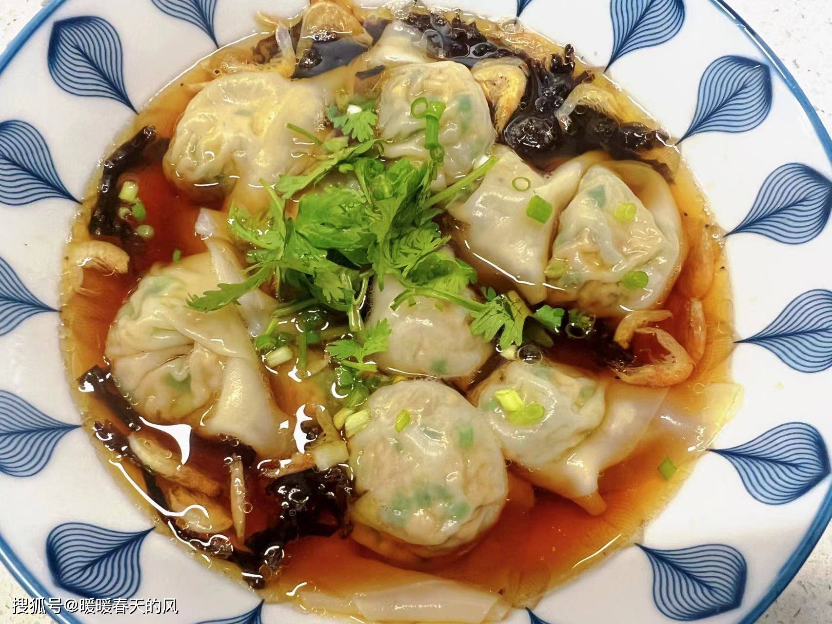 趁着海鲜还能吃,抓紧试试这道皮皮虾馅馄饨