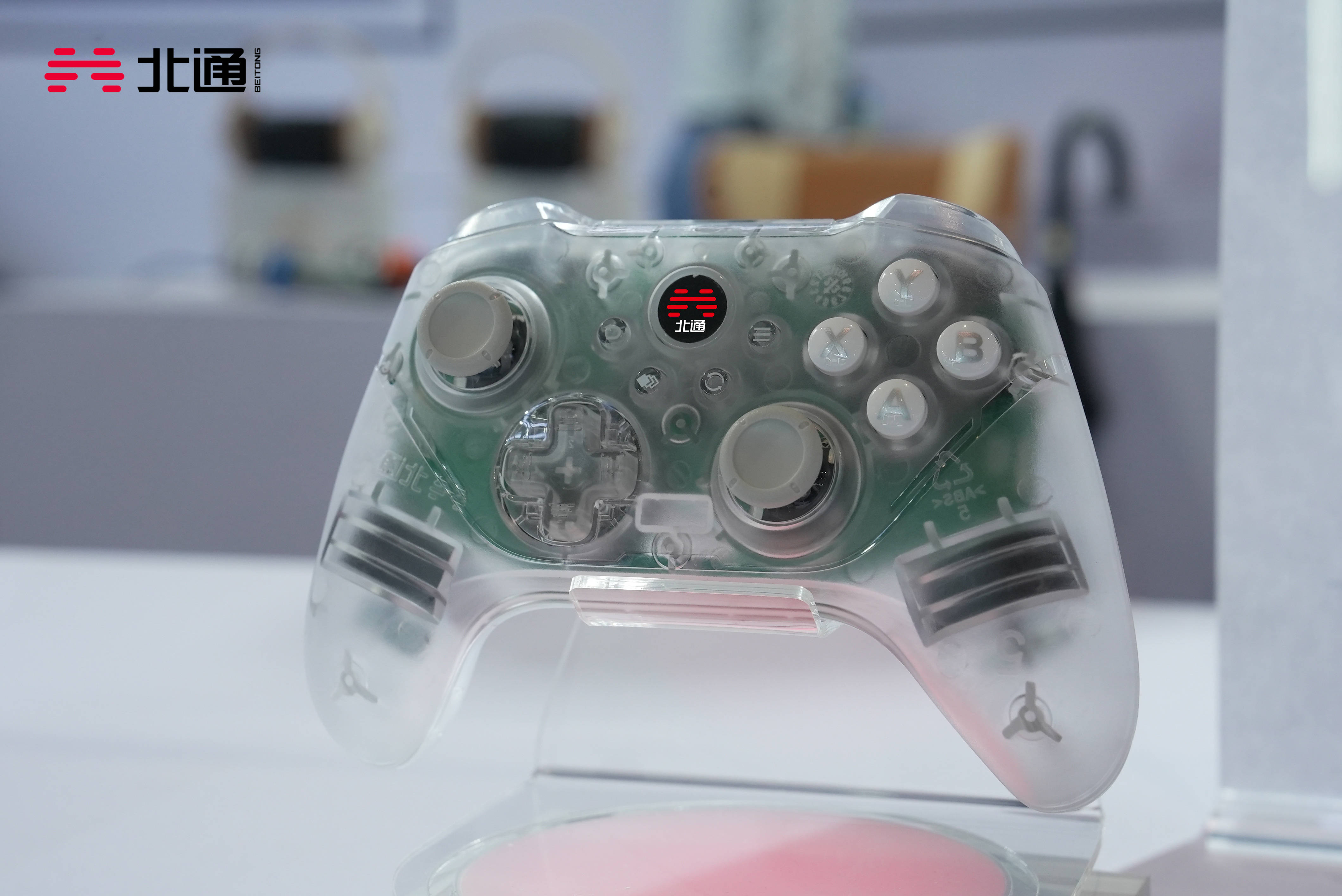 北通×华为丨终于曝光了!比蓝牙快数倍的星闪手柄ta终于来了