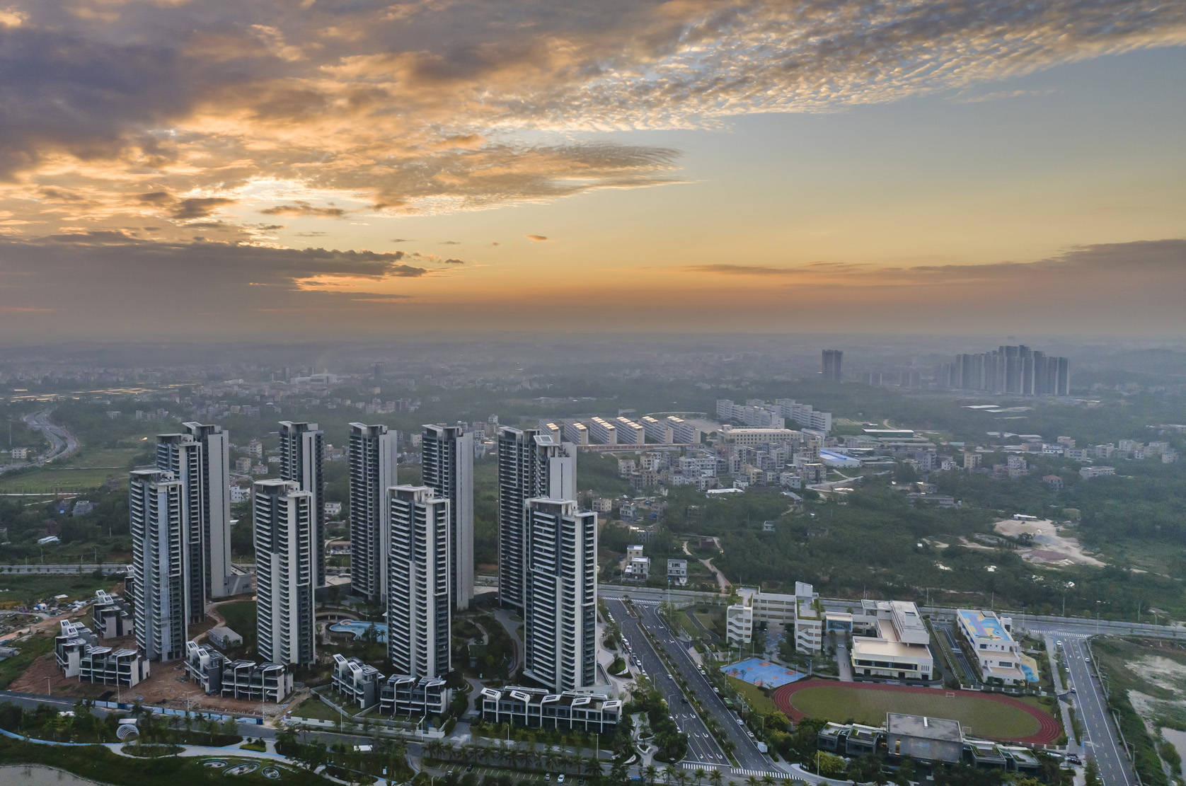 茂名华侨城歌美海纯水岸:云蒸霞蔚 美景如画