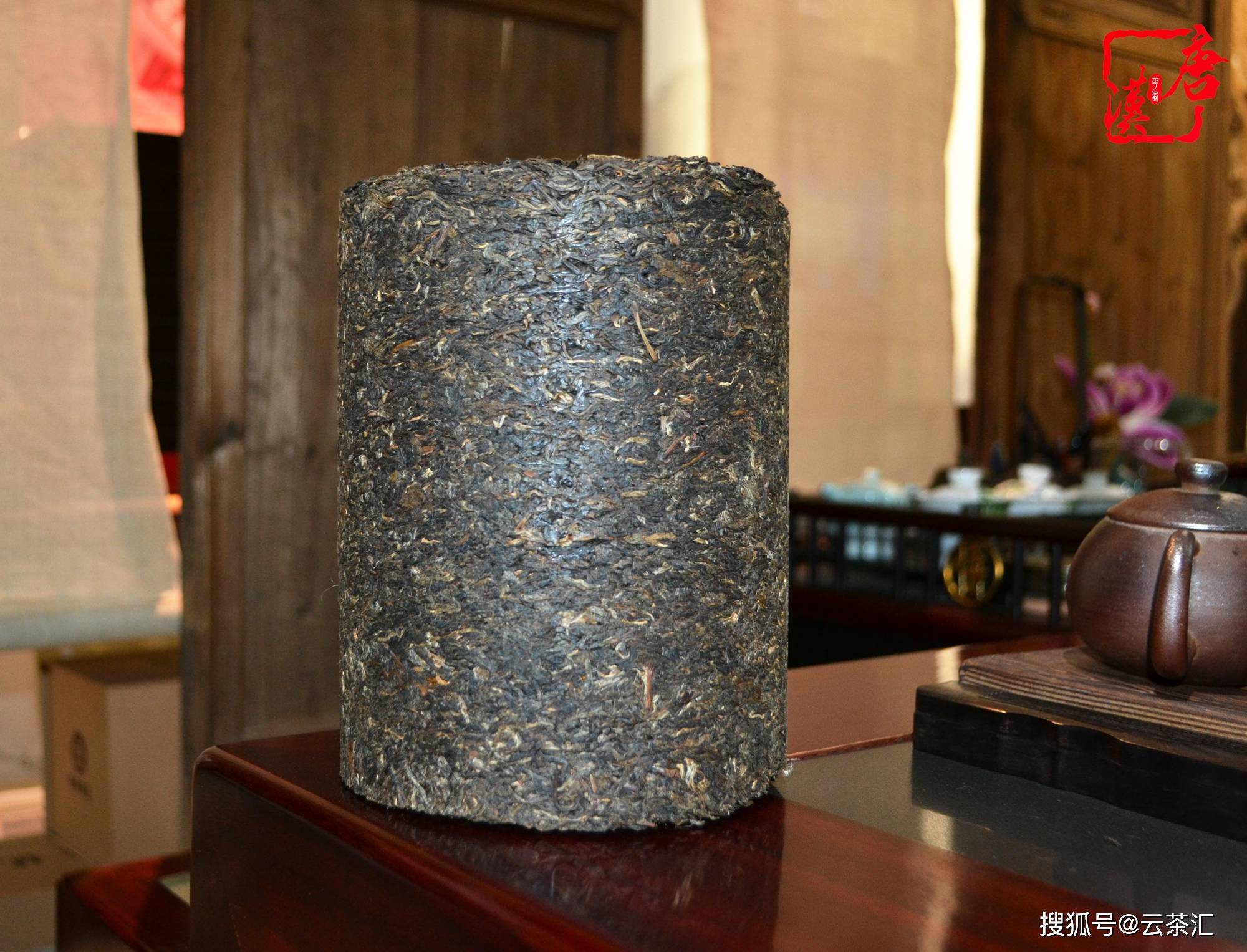 唐汉普洱千年古树茶柱2009年六六大顺普洱生茶