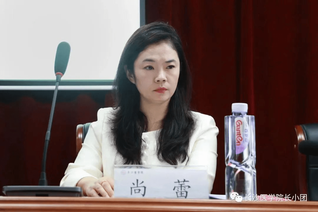 (学生与就业工作处副处长肖坤鹏)(副校长周启良)(党委书记李世兵)砥砺