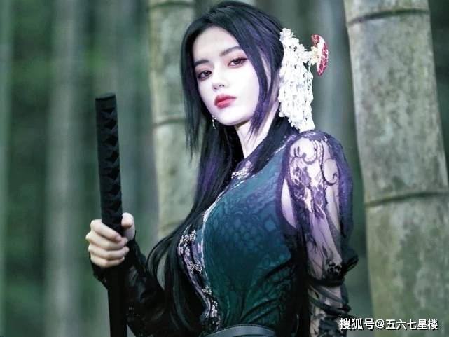 "第一眼就想娶回家 第二眼养不起" 人间尤物系列⑩何丹彤_郑燕姿_视频