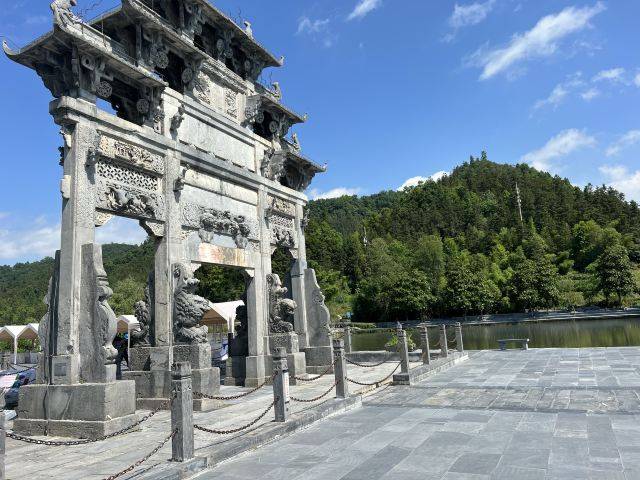 西递:粉墙黛瓦马头墙,犹如穿越古代一般_历史_入村_西溪