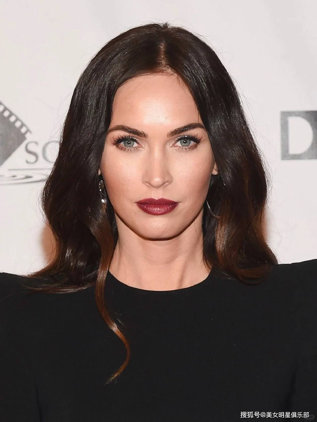 42岁梅根·福克斯,性感魅力不减当年!_演技_电影界_活动