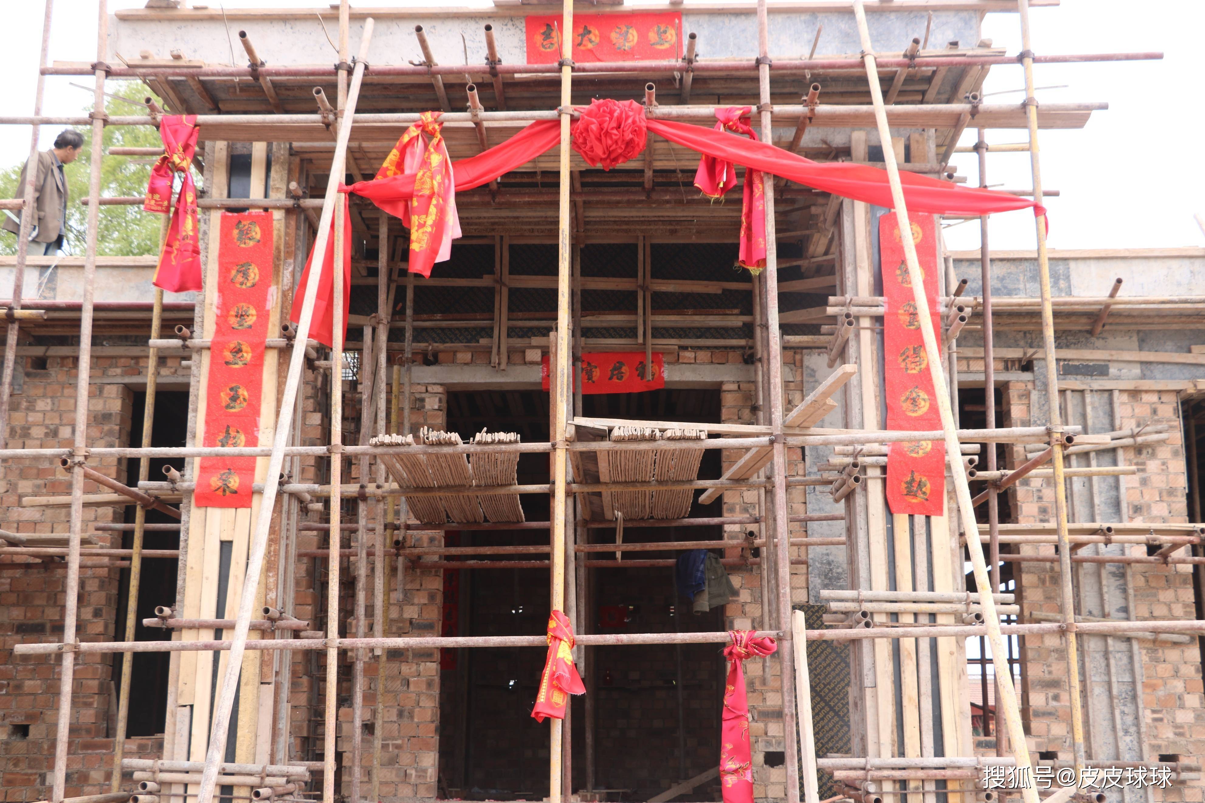 村里人盖房子的仪式:童年的幸福记忆_上梁_时光_小时候