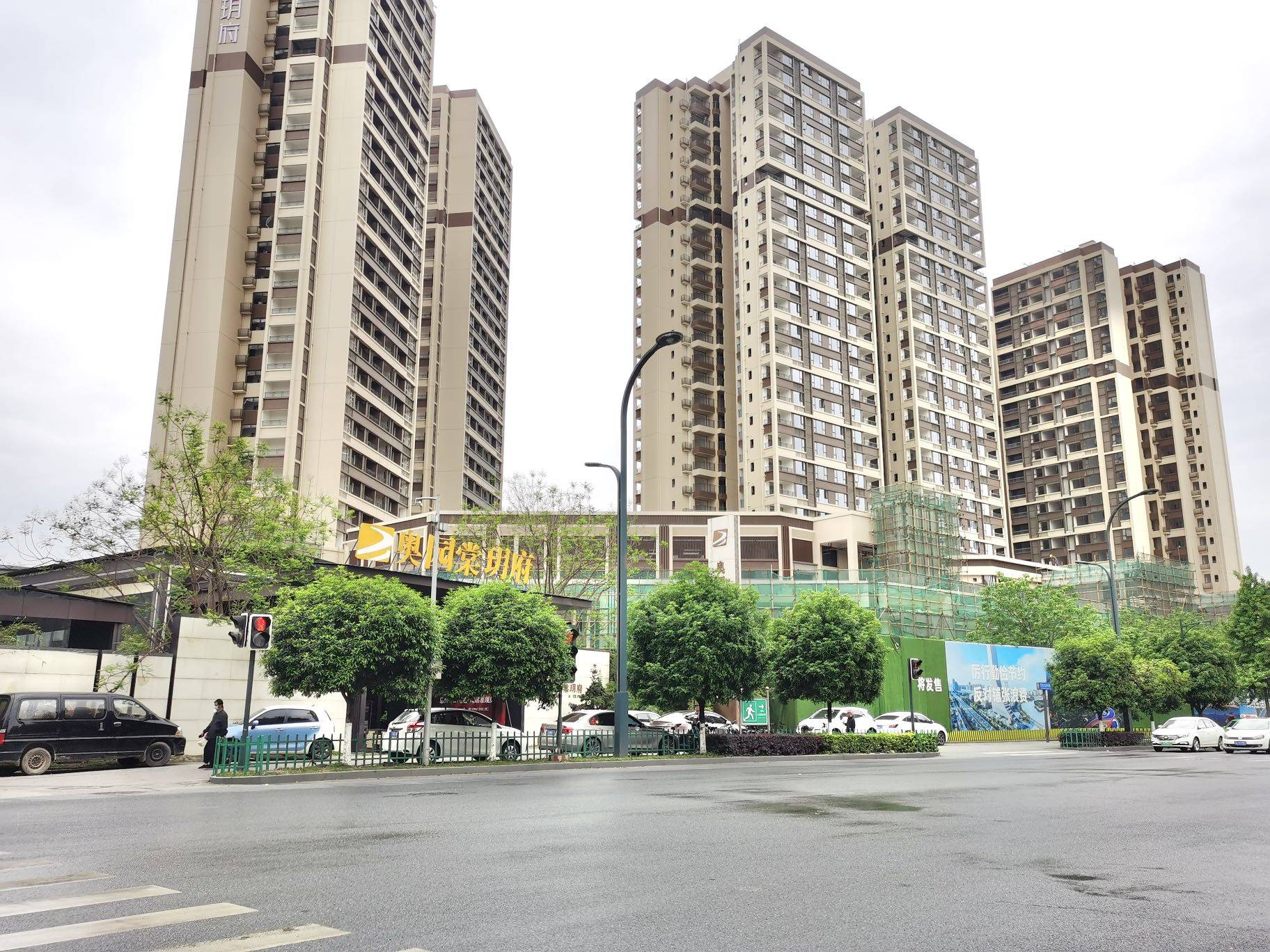 准现房稀缺小户-奥园棠玥府怎么样 在售户型 咨询电话_优惠_成都_微信