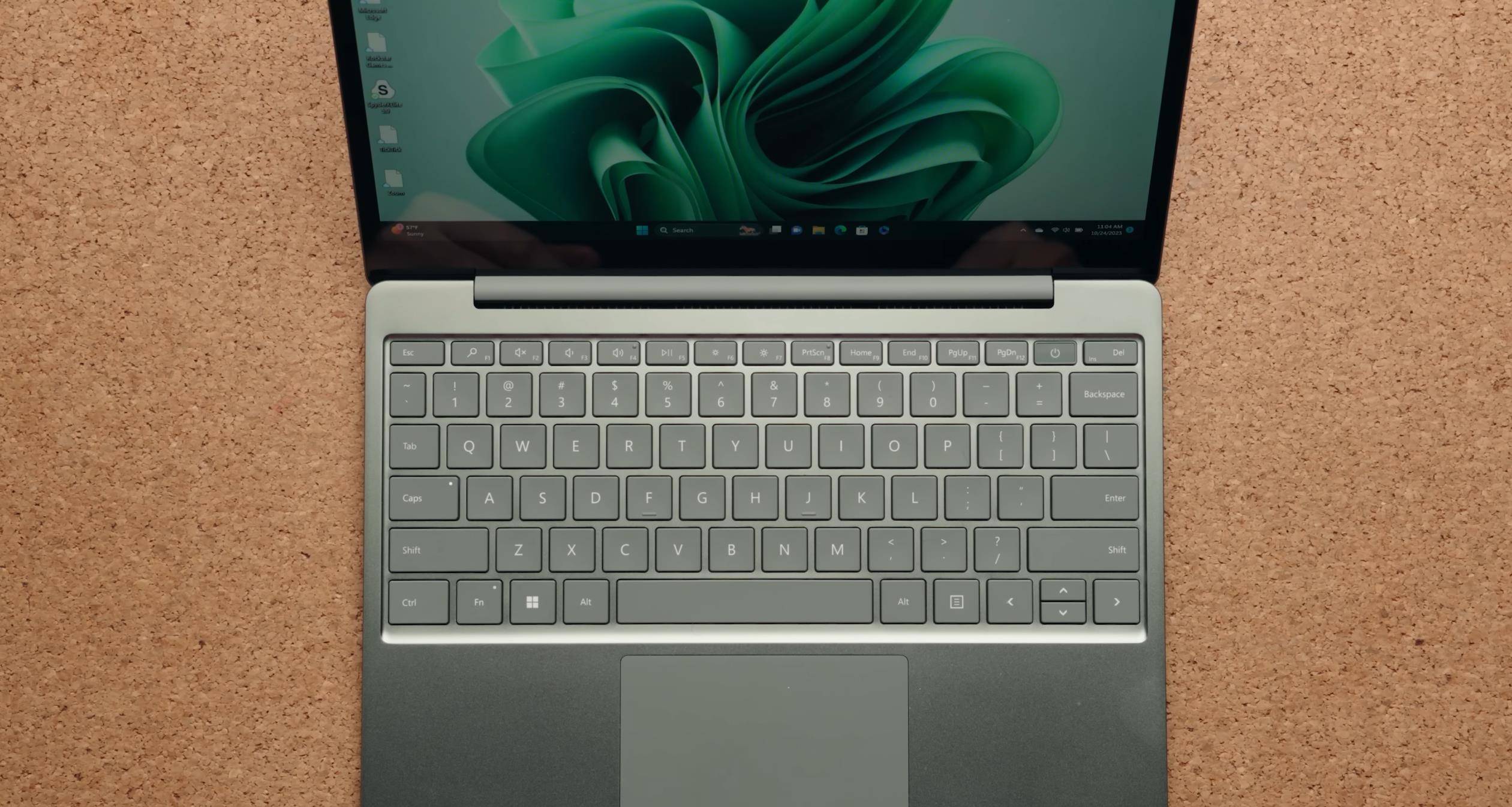 微软surface laptop go 3体验:轻薄与性能的完美融合_支持_搭载_小时
