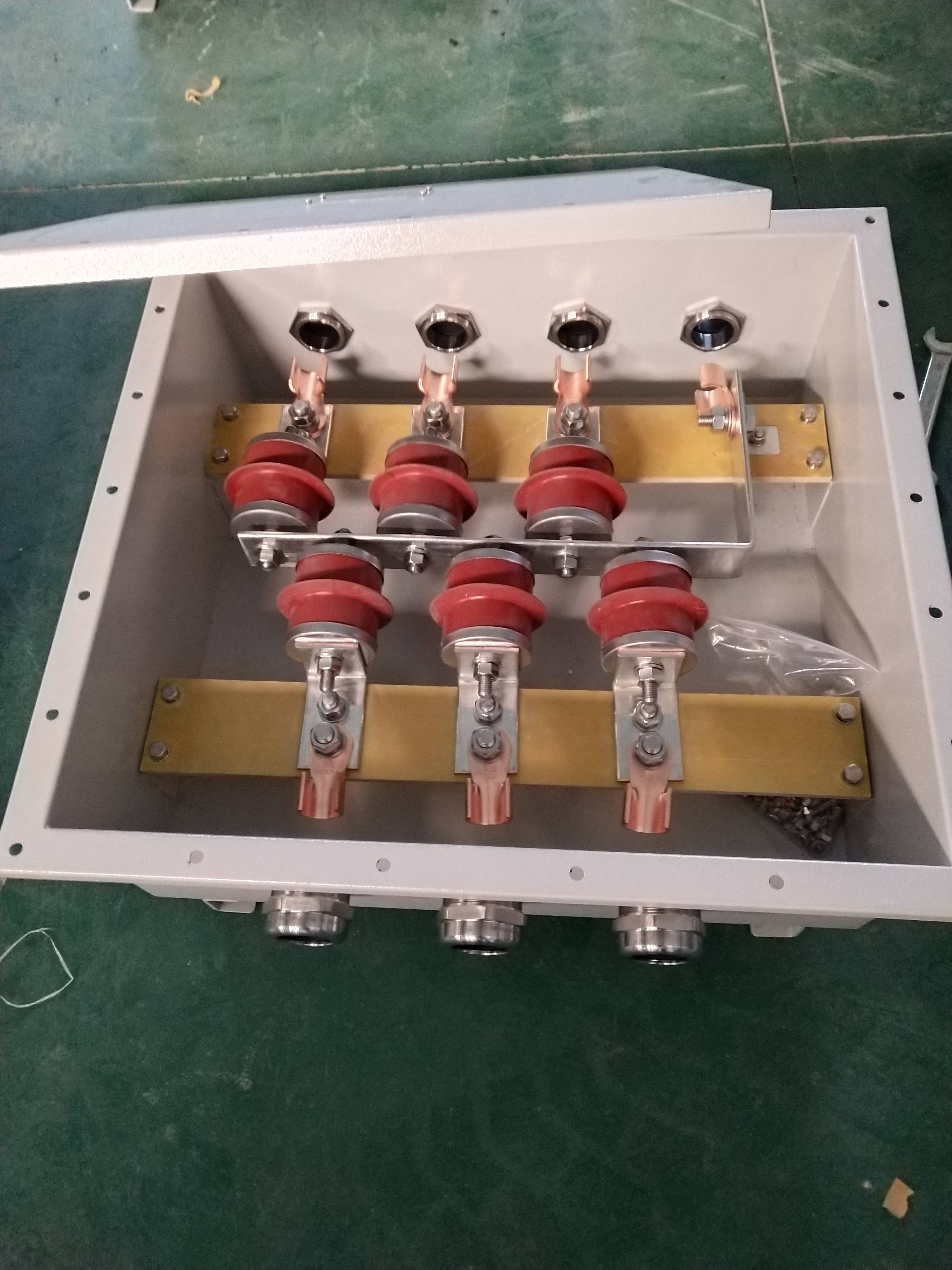 电缆接地箱怎么通过电缆护层进行保护,电缆接地箱的安装与注意事项