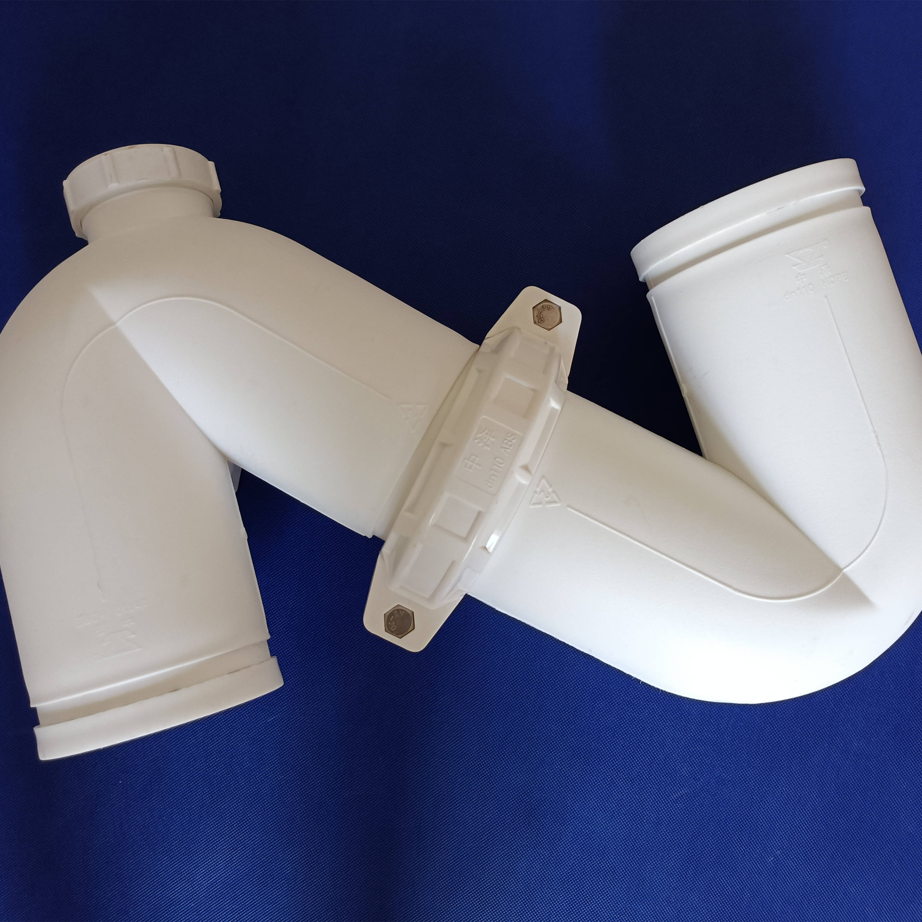 成都pp静音排水管与hdpe沟槽式静音排水管的区别_管材_施工_材料