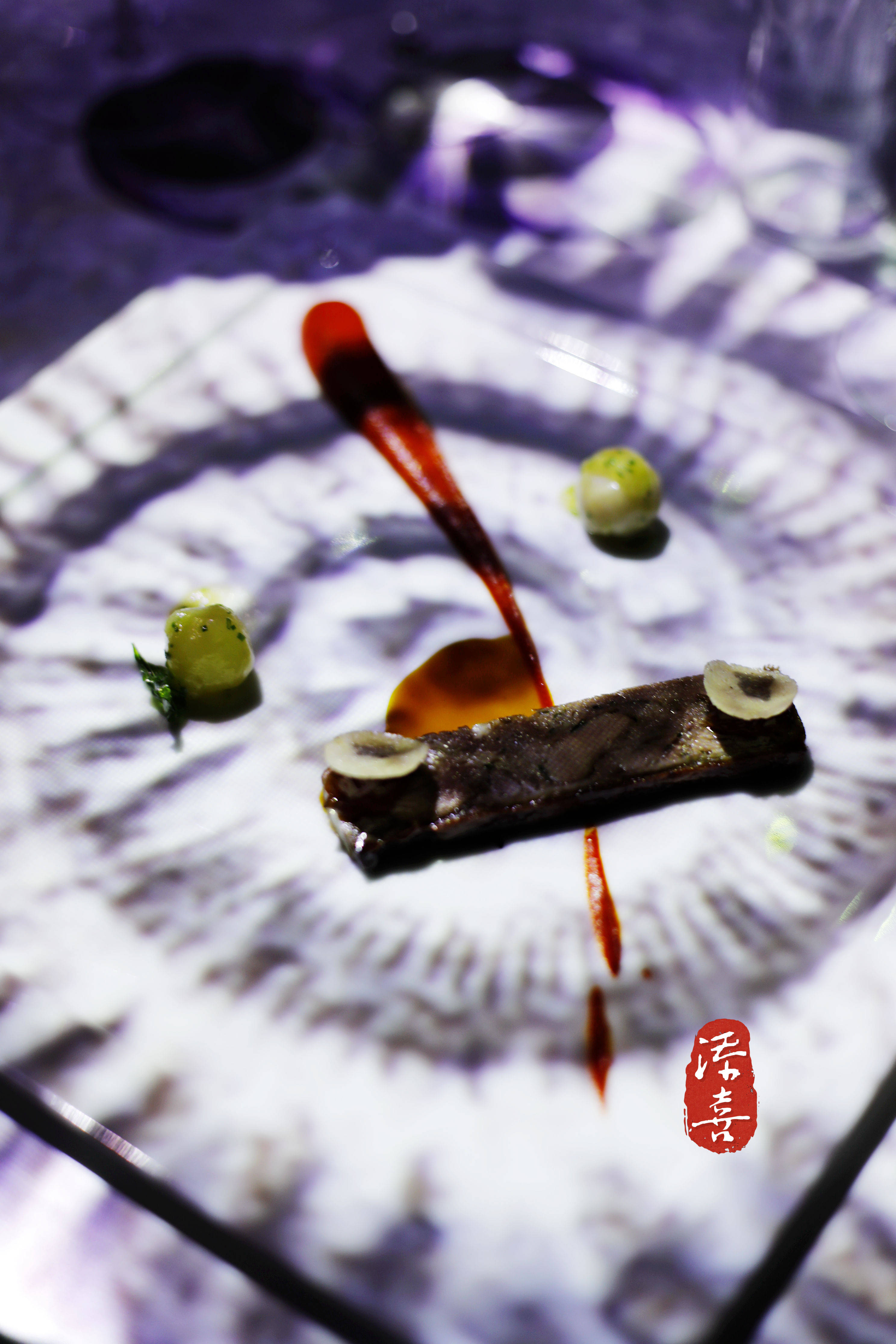 炭烤m9+西冷在光影穿越的法餐厅里贴一场秋膘